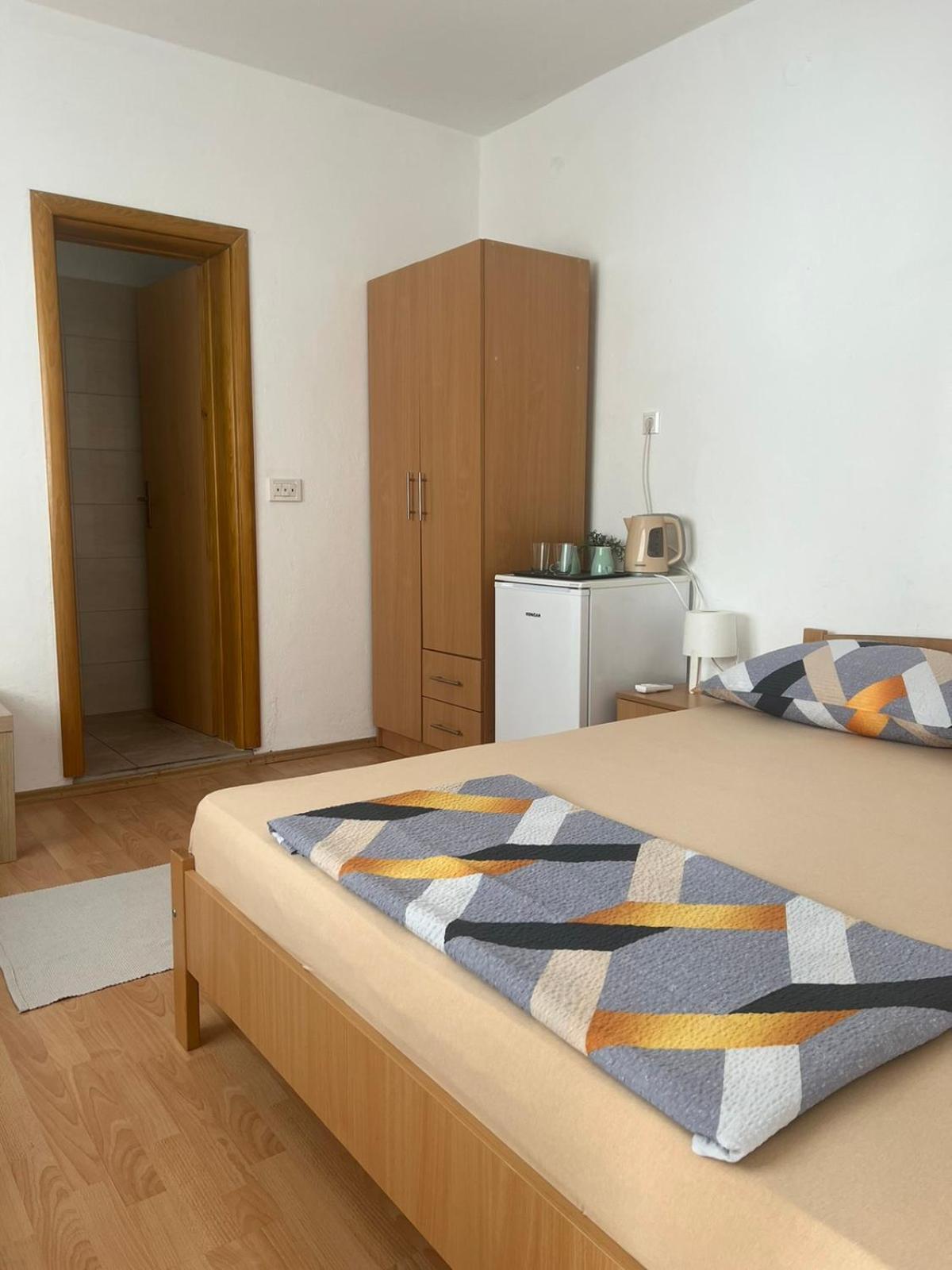 Apartment And Rooms Barbaric Neum Ngoại thất bức ảnh