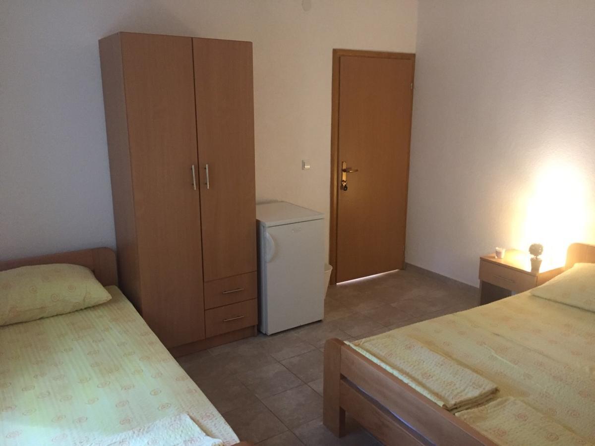 Apartment And Rooms Barbaric Neum Ngoại thất bức ảnh