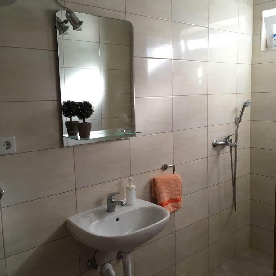 Apartment And Rooms Barbaric Neum Ngoại thất bức ảnh